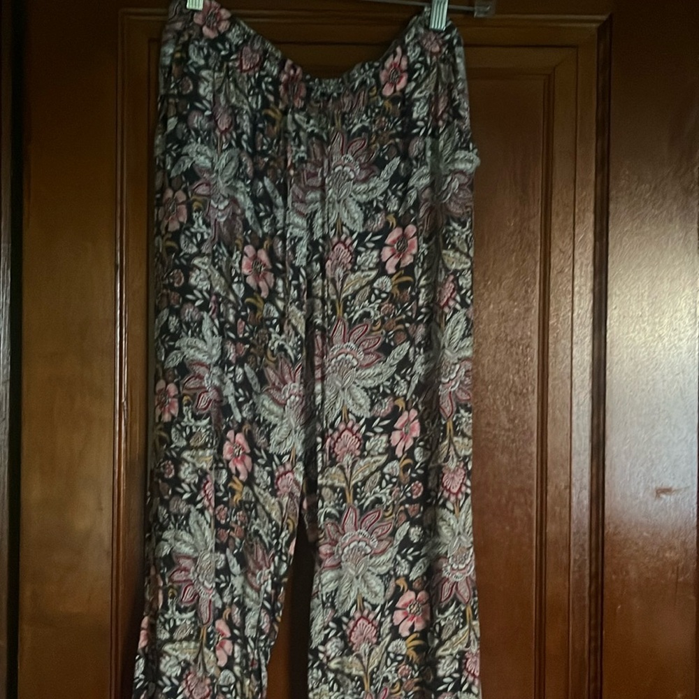 LOFT Floral Print Pants - Pink and Black